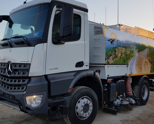 KAMYON ÜZERİ VAKUMLU YOL SÜPÜRME MAKİNASI