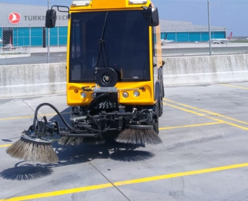 akülü süpürge makinası